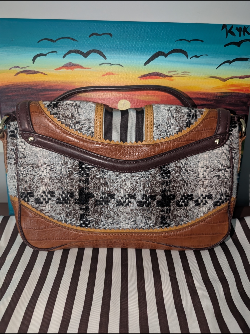 Henri Bendel Brown and Tan Patterned Women’s Shoulder Bag - Picture 2 of 8